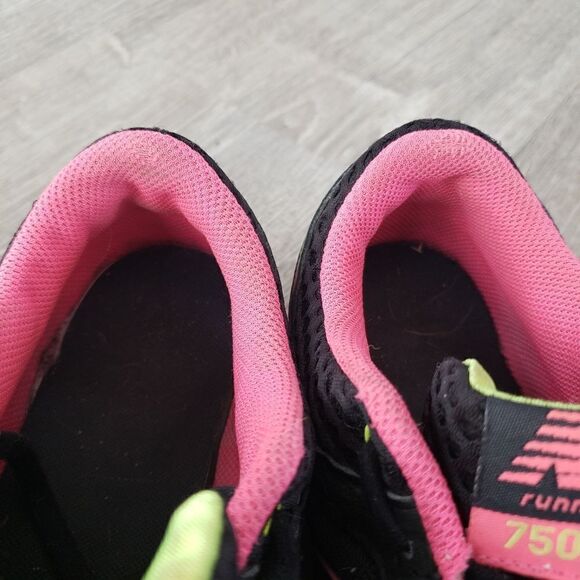 New Balance 750 V1 Women's Black Pink Athletic Running Shoes Size 9.5 B W750BP1 - Picture 11 of 11